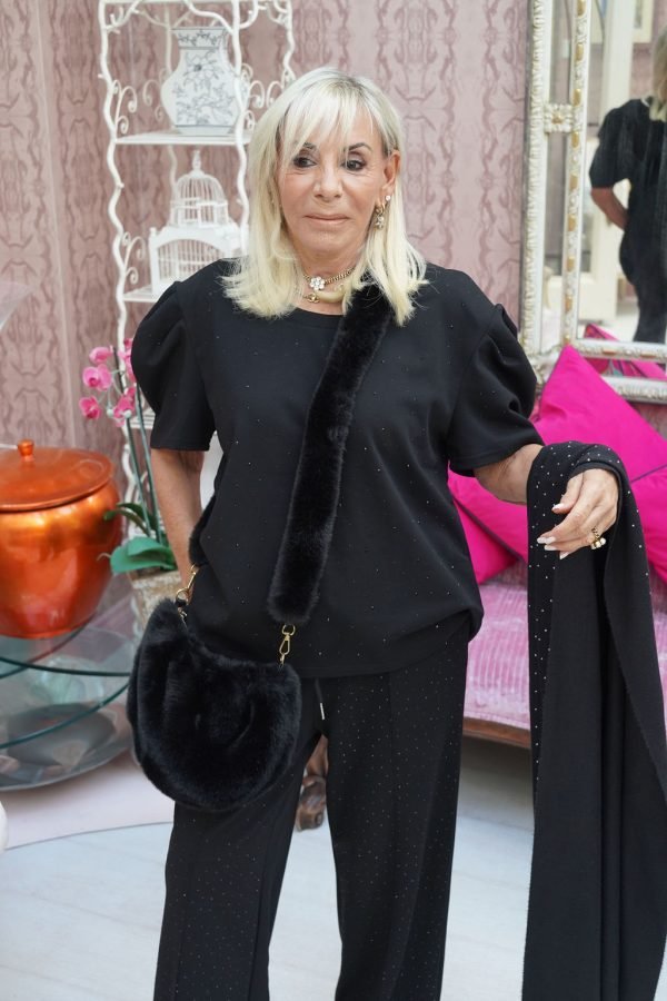 Debbie Trouser